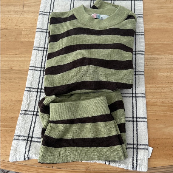 Malibu surf sweater set - Picture 5 of 5